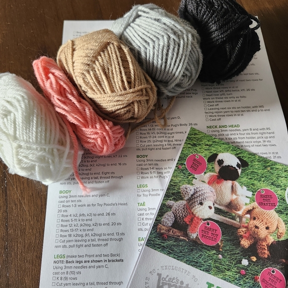 Puppies Knit Kit - Picture 2 of 3